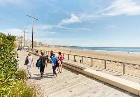 Maison Toute Equipee, 8 Couchages, Piscine Hors-sol * Cheffois