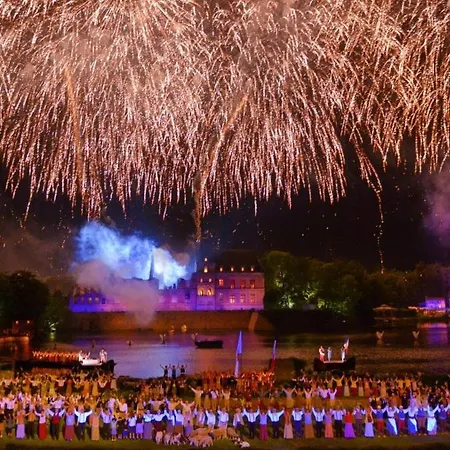 Maison Toute Equipee, 8 Couchages, Piscine Hors-sol *