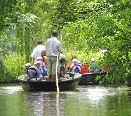 Maison Toute Equipee, 8 Couchages, Piscine Hors-sol * Cheffois