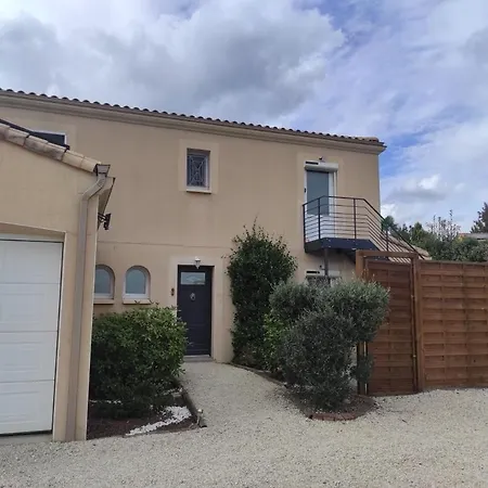 Casa de Férias Maison Toute Equipee, 8 Couchages, Piscine Hors-sol