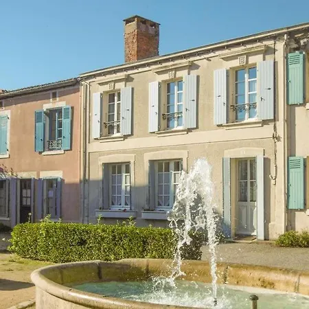 Maison Toute Equipee, 8 Couchages, Piscine Hors-sol * Cheffois