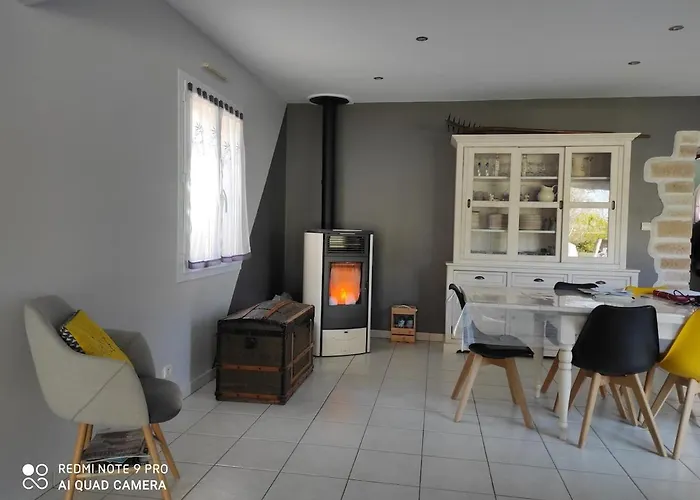 Vakantiehuis Maison Toute Equipee, 8 Couchages, Piscine Hors-sol *