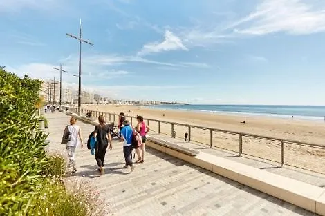 Maison Toute Equipee, 8 Couchages, Piscine Hors-sol * Cheffois