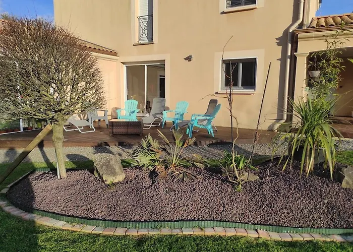 Vakantiehuis Maison Toute Equipee, 8 Couchages, Piscine Hors-sol Cheffois