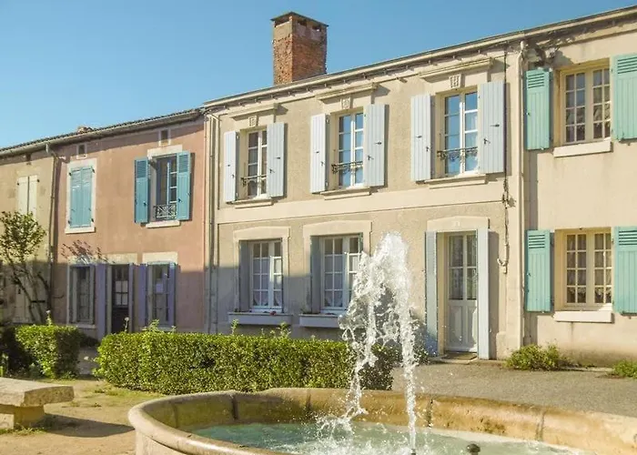 Maison Toute Equipee, 8 Couchages, Piscine Hors-sol * Cheffois